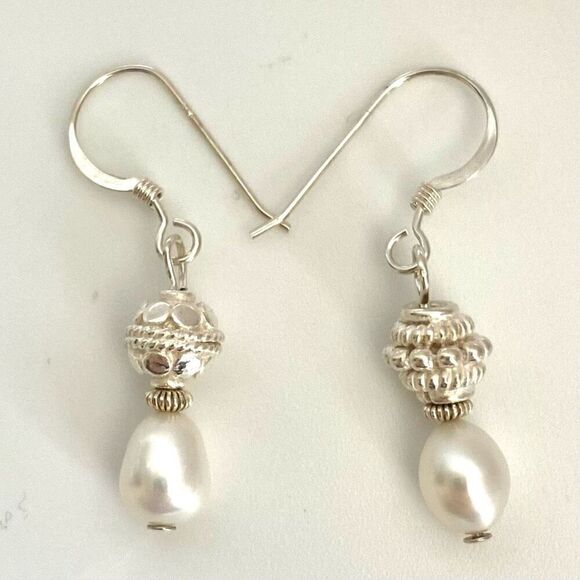 ADQ# Sterling 925 Silver & Pearl Earrings - Picture 2 of 12
